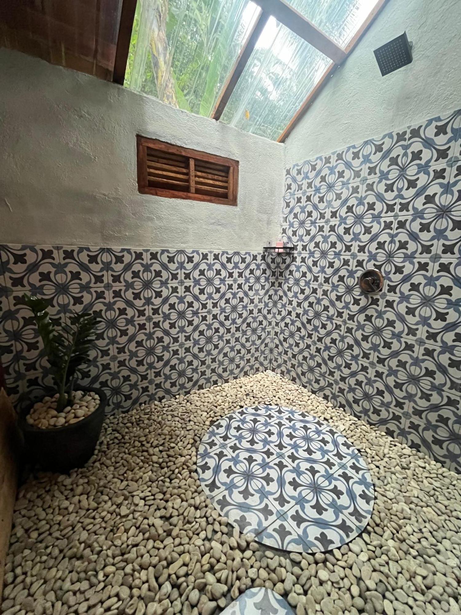 Hide And Seek Tetebatu Exterior photo